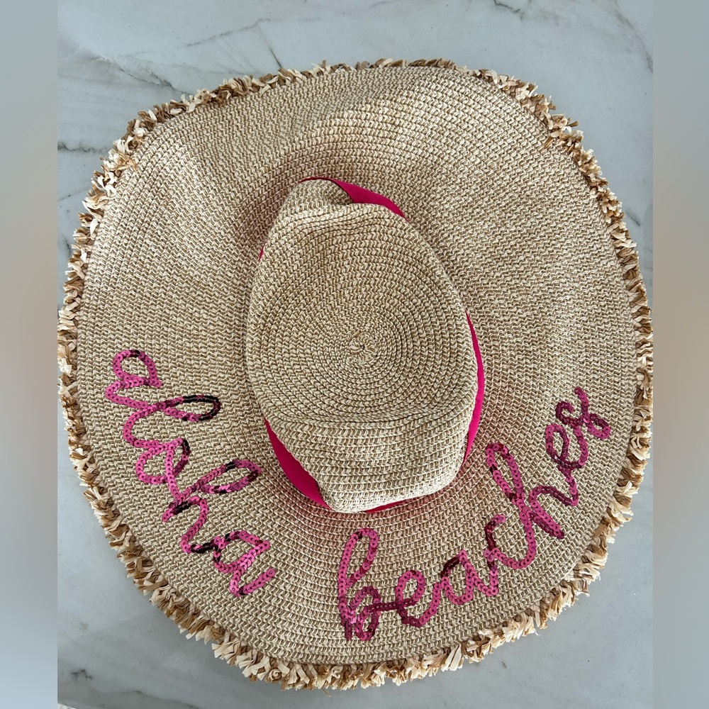 Straw hat.